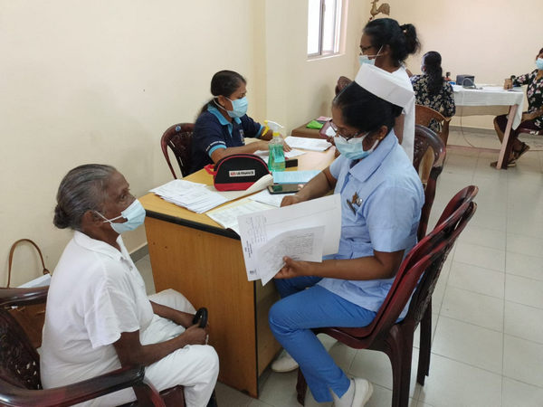 A health medical clinic at Homagama Wataraka South Service Square (2022-11-19)